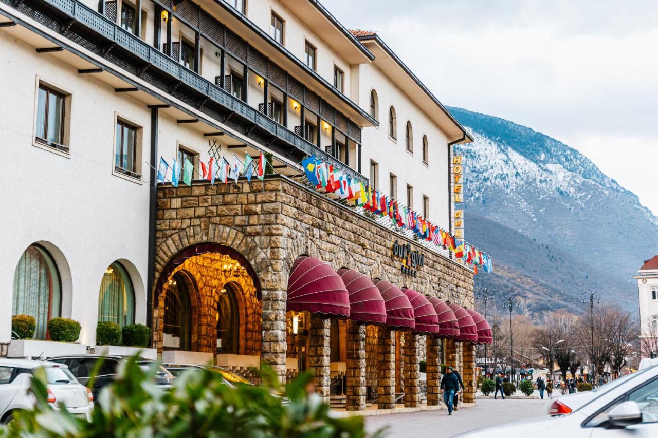 Hotel Dukagjini Pejë Esterno foto